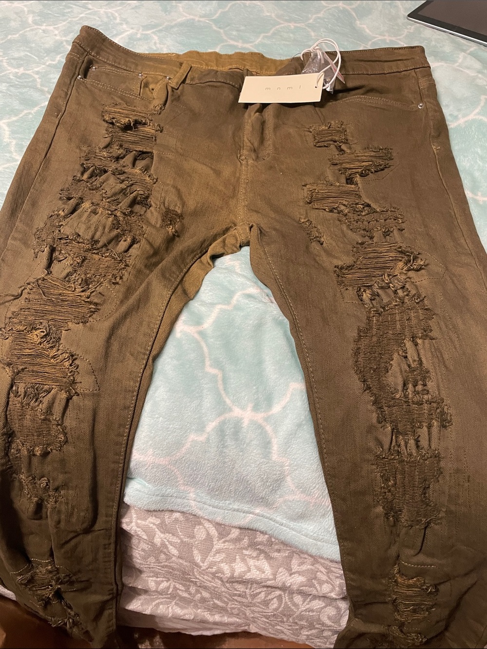 Ripped Relaxed-Fit Jeans in Olive Green by
